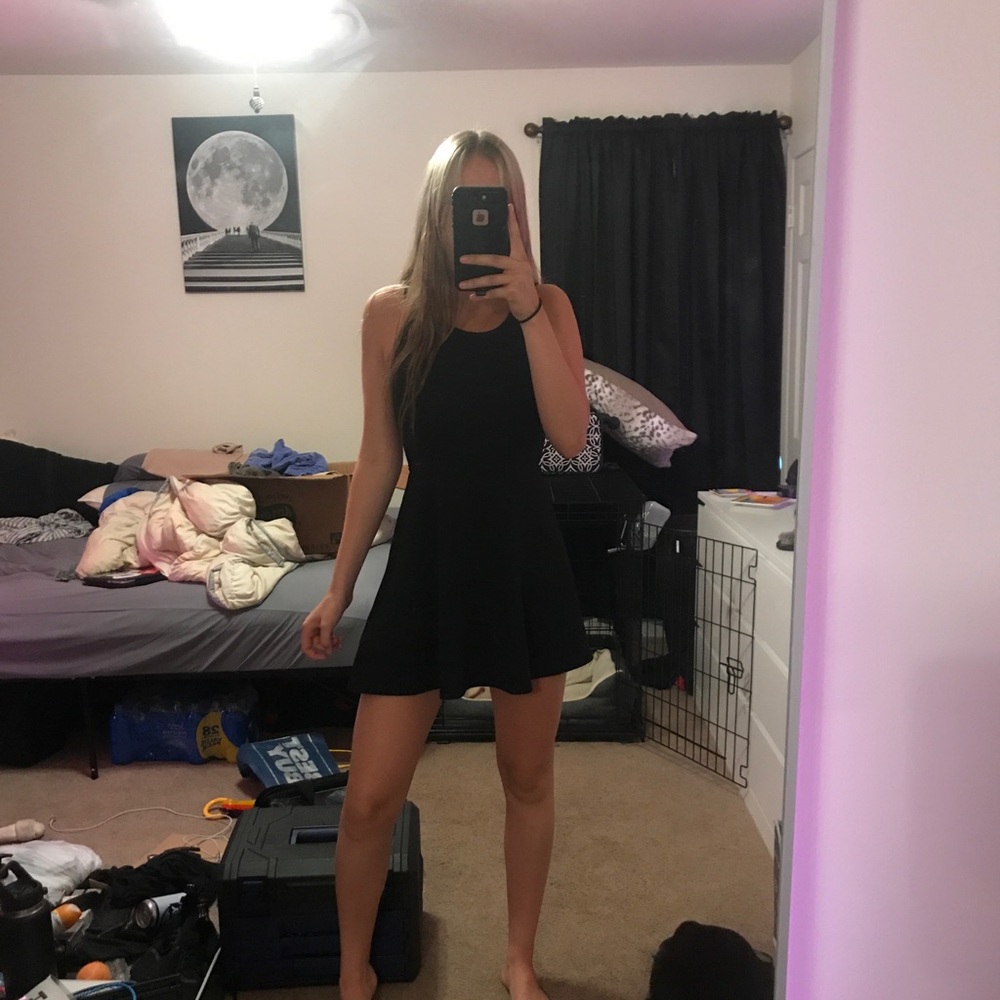 Little black dress! - Picture 1 of 1
